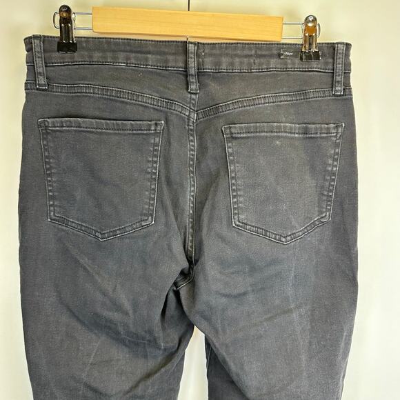 Pilcro Letterpress Anthropologie Black Crop Embellished Jeans Womens Size 29 - Picture 9 of 16